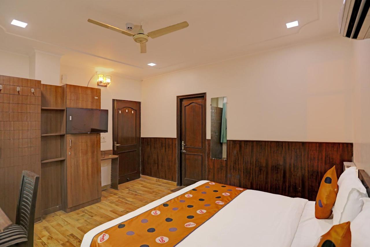 Hotel Grand Tushar - Ghaziabad Railway Station 外观 照片