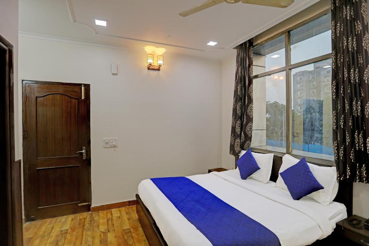 Hotel Grand Tushar - Ghaziabad Railway Station 外观 照片